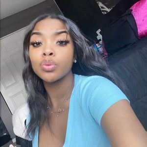 Meet your Posher, Cerena